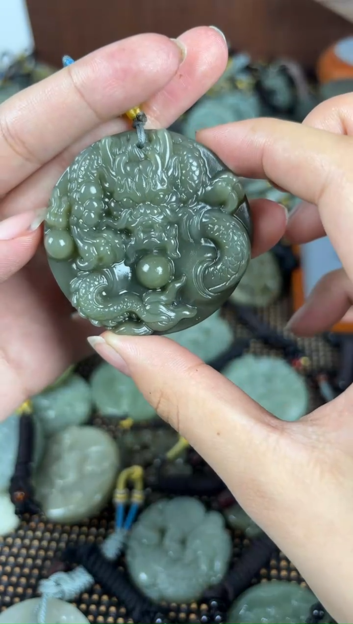 【闪购商品】和田玉颈饰未镶嵌1