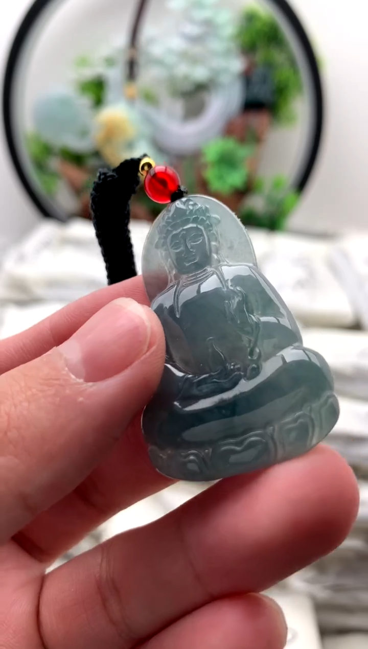 【闪购商品】翡翠颈饰未镶嵌小观音【品质一般能接受再拍】