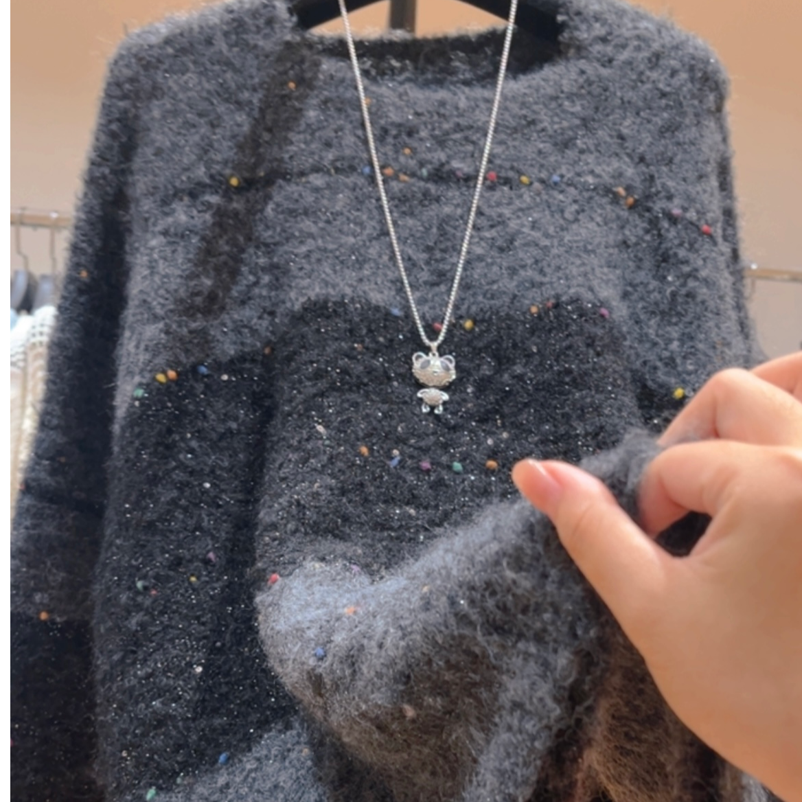 秋冬新款m豆设计针织宽松型毛针织衣（薇薇）