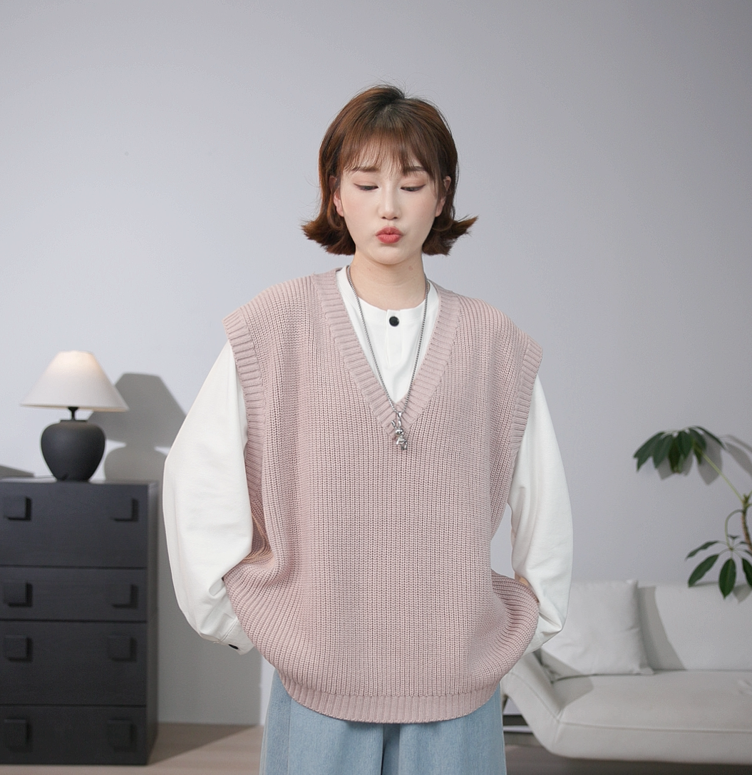 【兜兜家】日系叠穿v领慵懒风无袖马甲