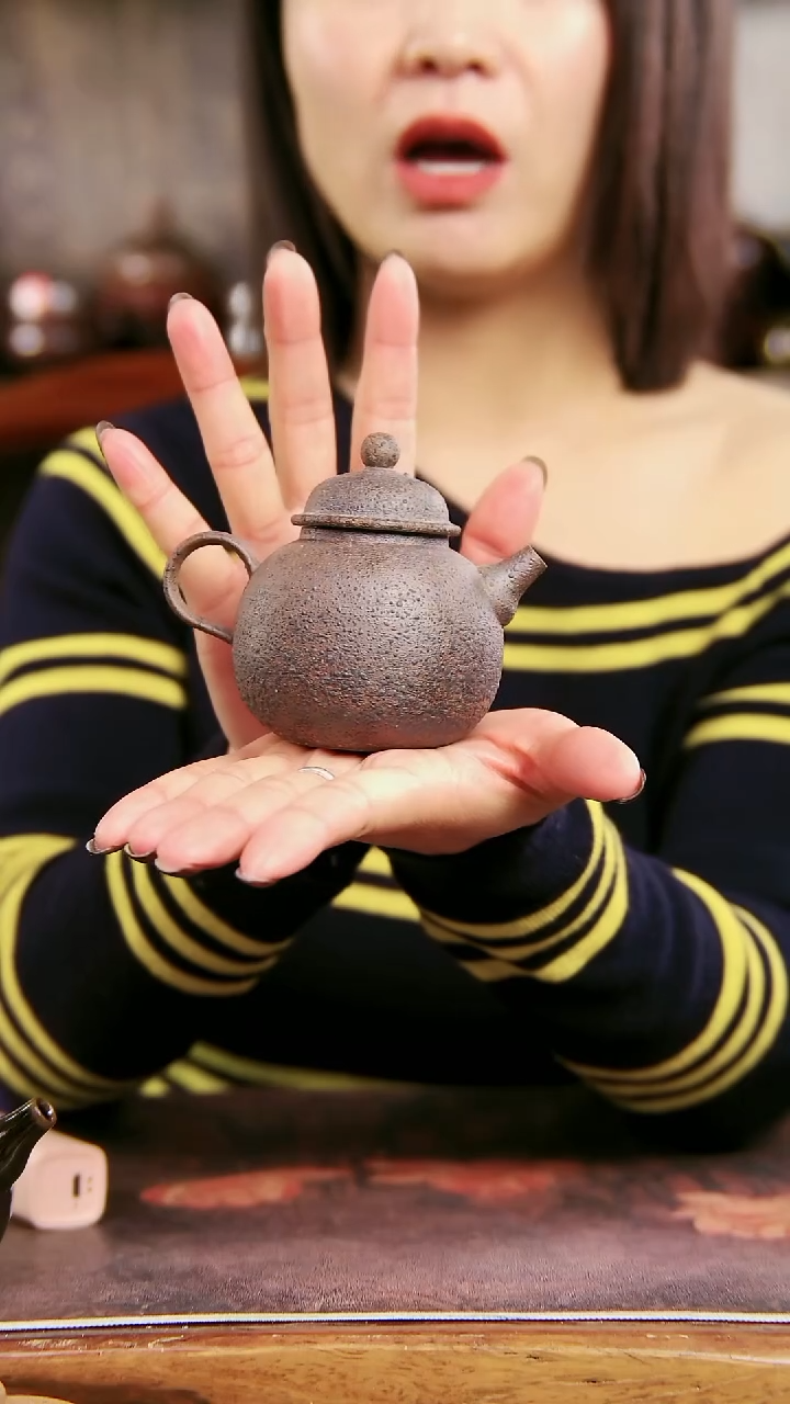粗泥裸烧的泡茶壶180cc
