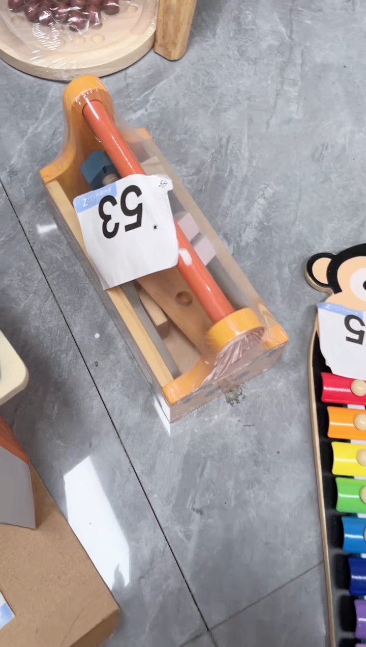 木小号螺丝工具台53