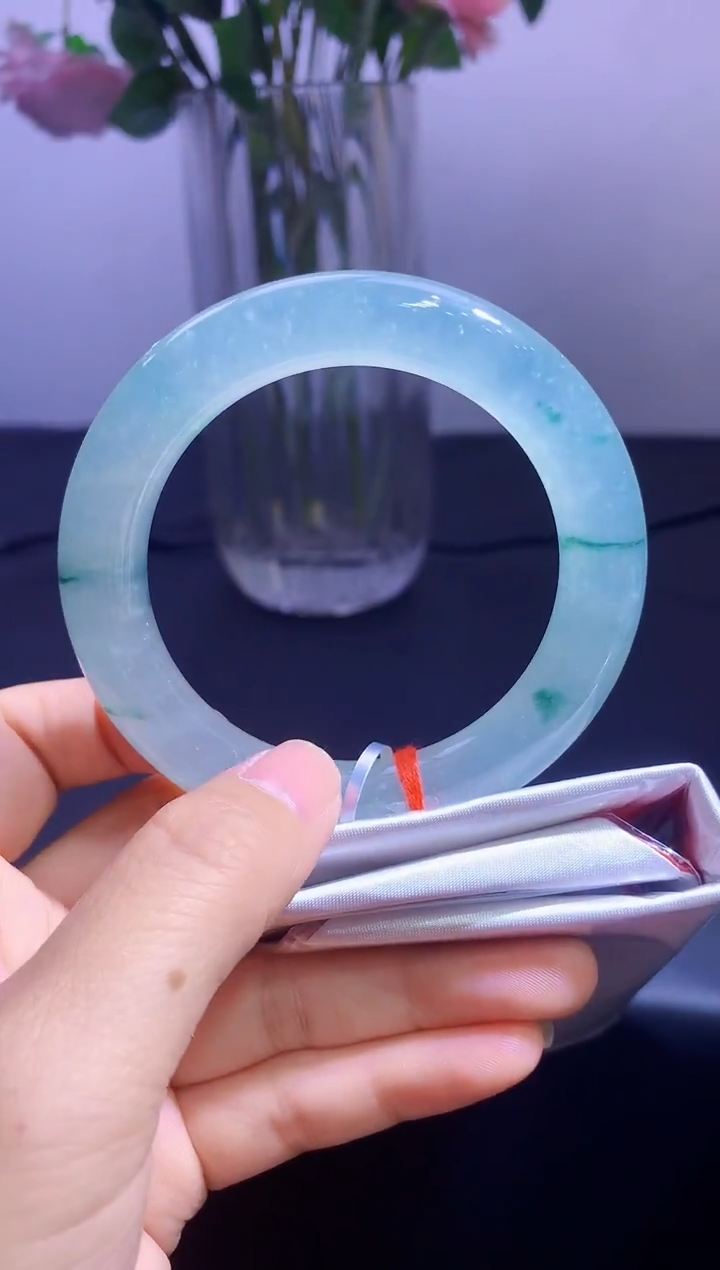 未镶嵌手镯翡翠翡翠手镯圈口57-t131手镯定价2万卖价36.8万