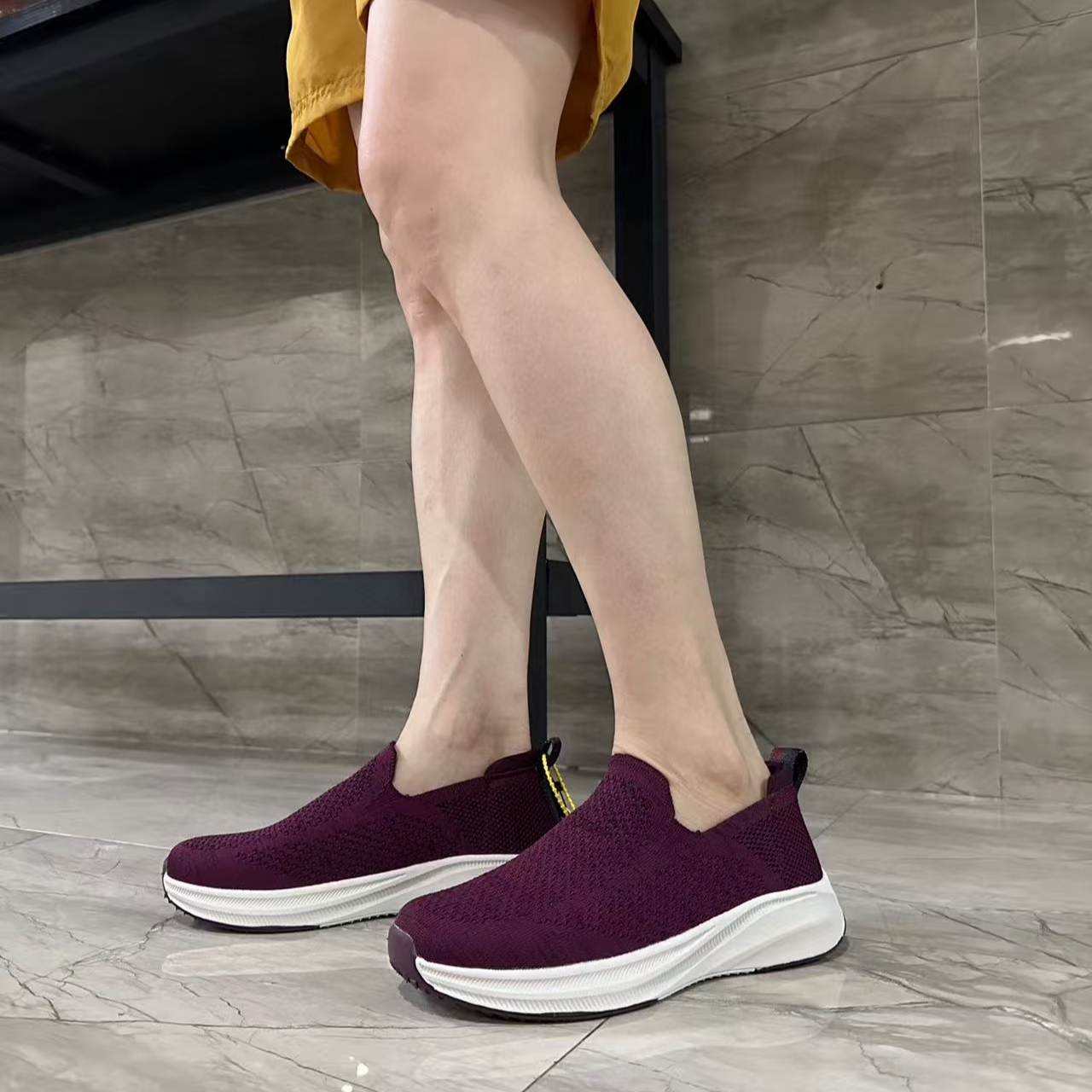 霍1轻量化越野溯溪鞋户外休闲鞋 瑕疵款 溢胶 褶皱等微瑕