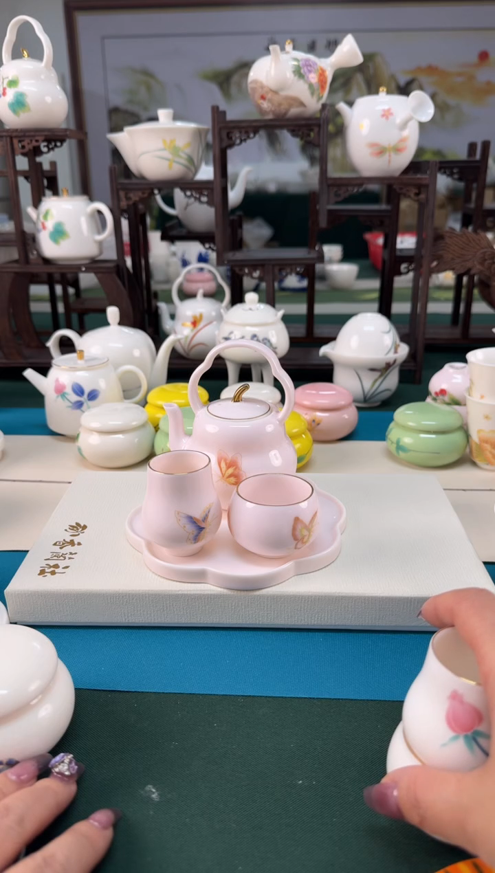 【闪购商品】瓷器 ······.......