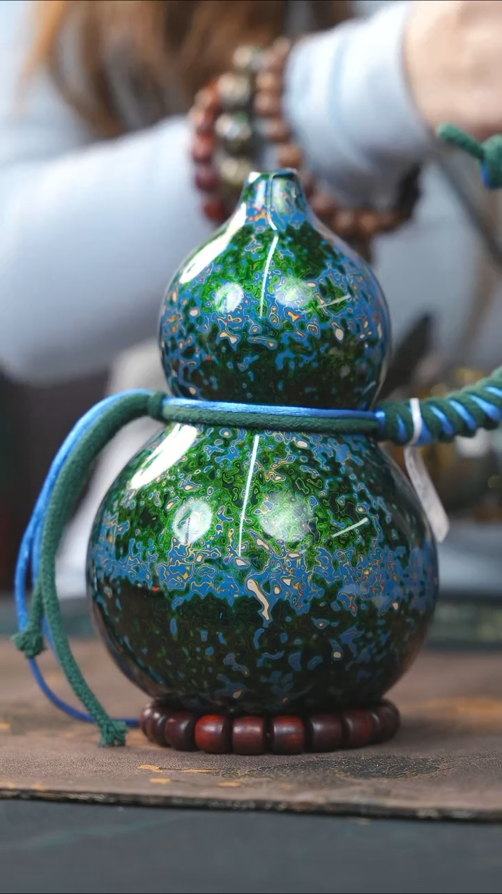 【闪购商品】WK268漆艺酒葫芦不包手串及旋转底座