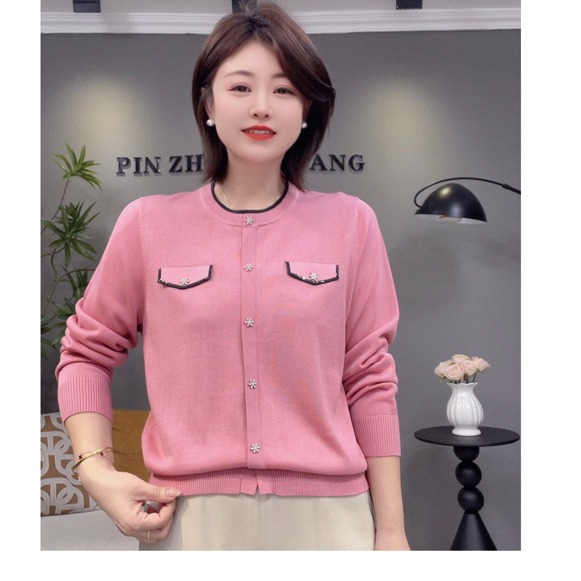 春秋衫纯色毛针织衫圆领百搭开衫款宽松型女女装时尚洋气37073