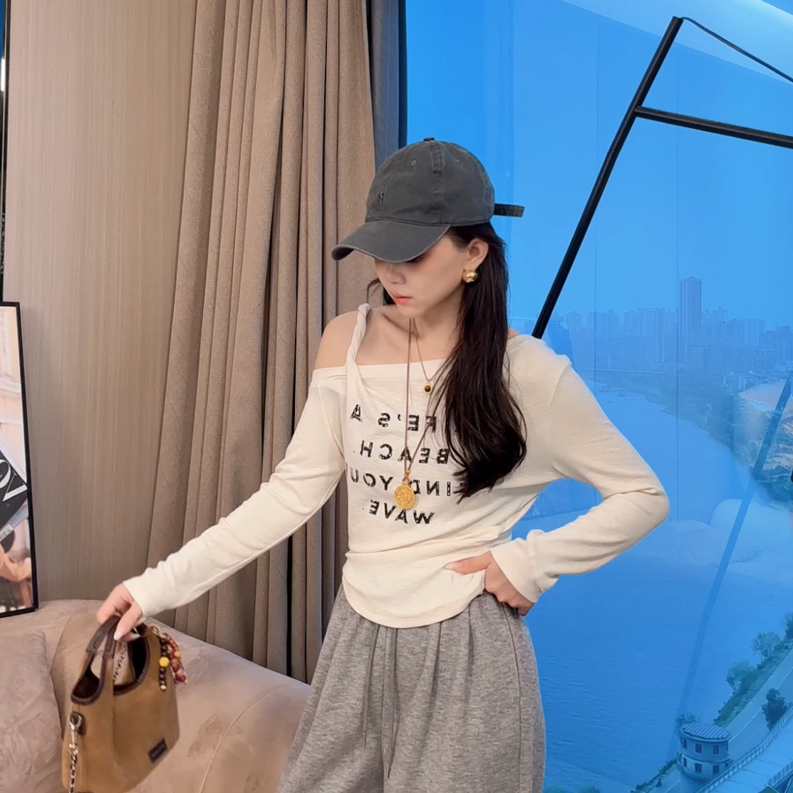 【静静衣橱】字母通勤短款常规款速干拼接薄款显瘦ins长袖T恤6551