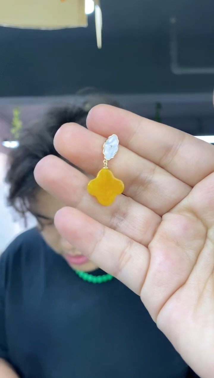 未镶嵌翡翠耳饰多样性发其一颜色微差