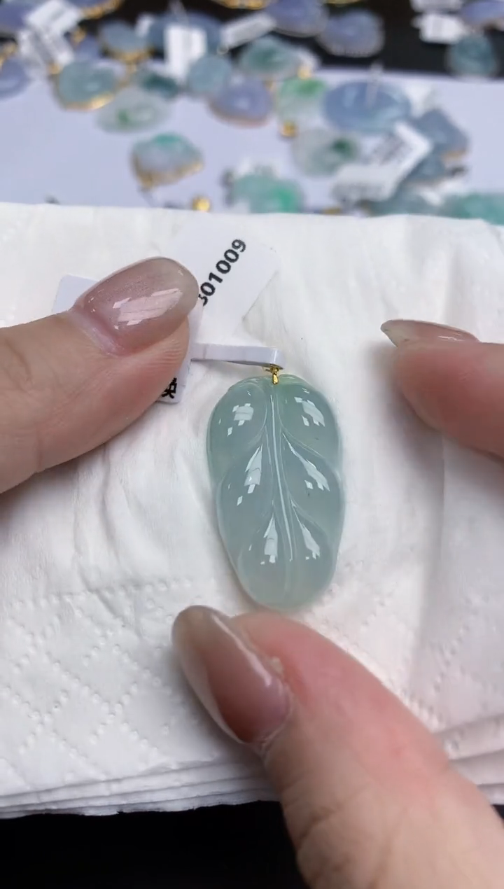 【闪购商品】翡翠颈饰18K金镶嵌天然缅甸翡翠A货