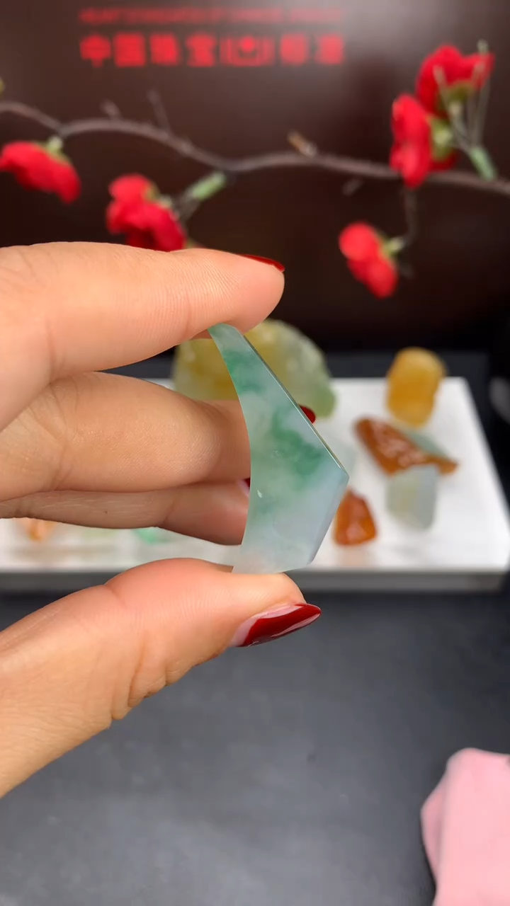 【闪购商品】定制翡翠未镶嵌          