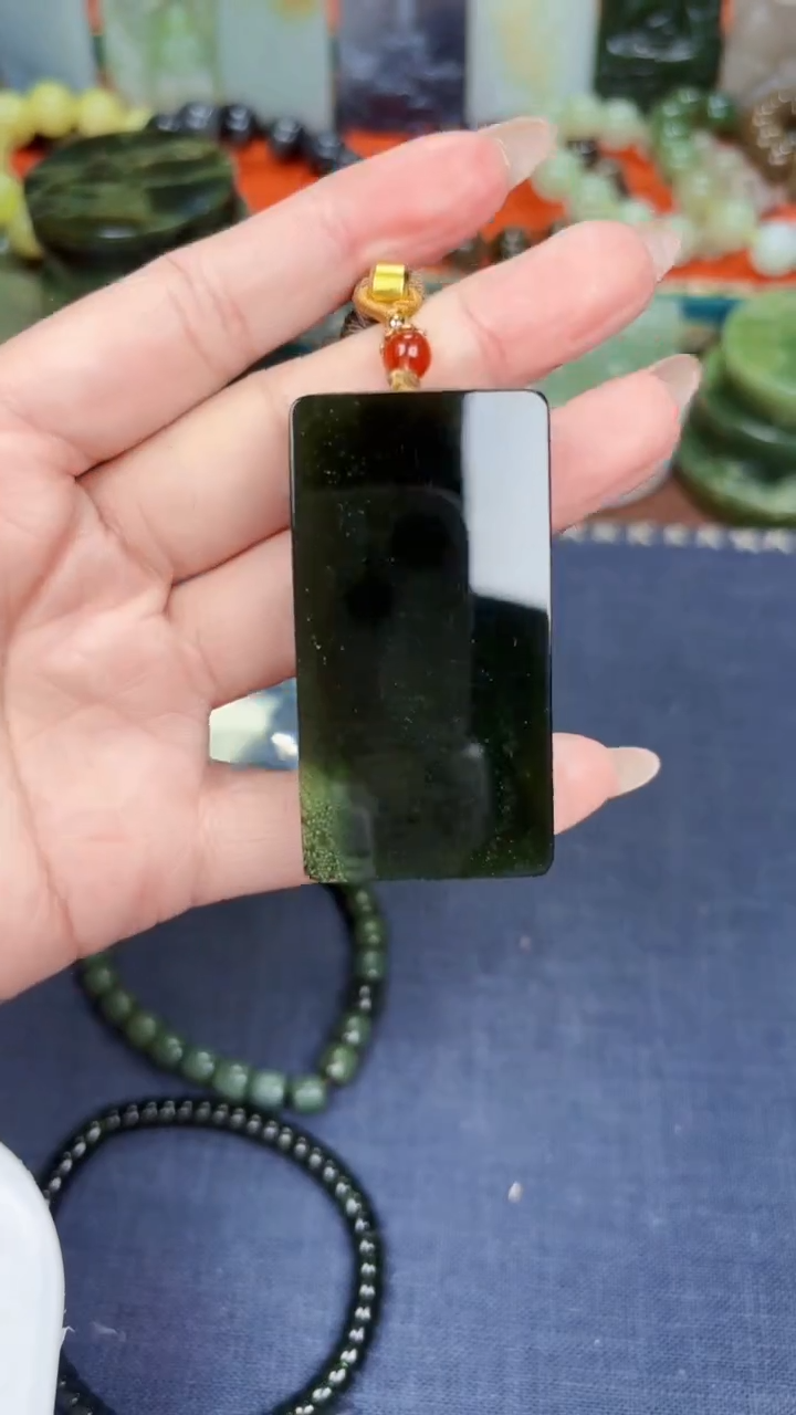 颈饰未镶嵌和田玉和田玉