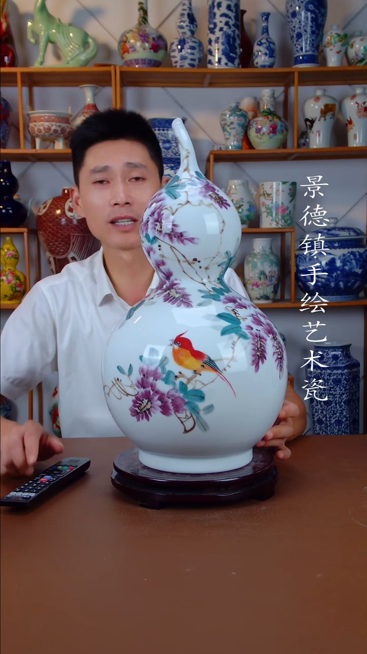 现代景德镇手工手绘陶瓷摆件18