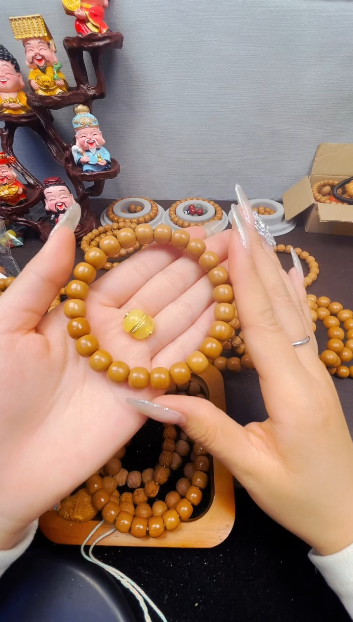 【闪购商品】猴头核桃吊坠猴头