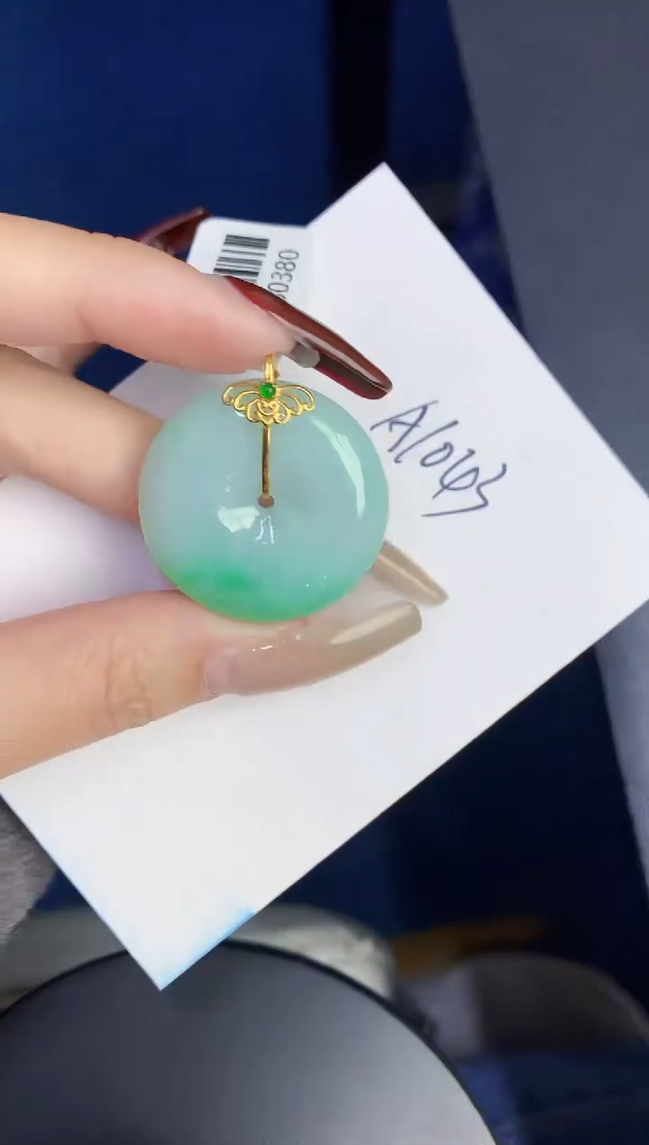 【闪购商品】翡翠颈饰18K金镶嵌00000000000