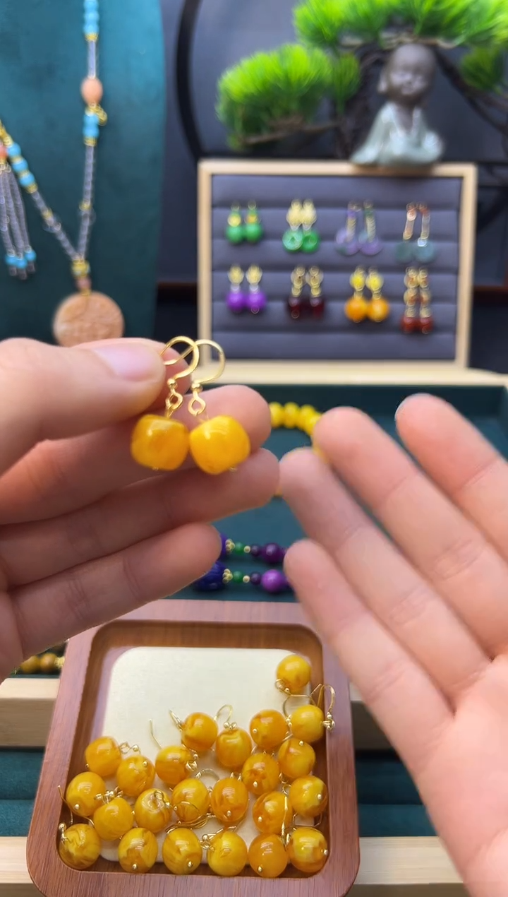 【闪购商品】蜜蜡耳饰14K金镶嵌E01