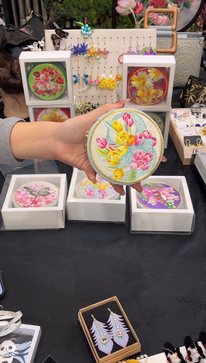 织绣日**润非遗苏绣手工饰品