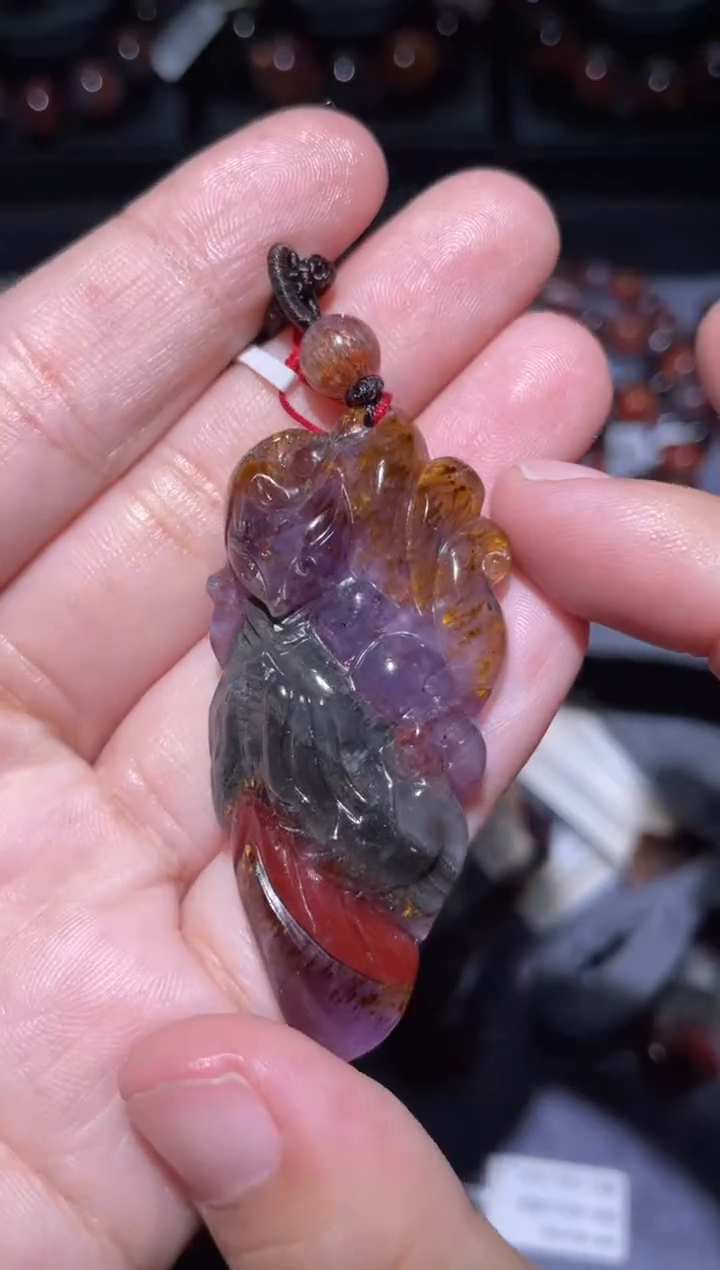【闪购商品】水晶吊坠未镶嵌极光