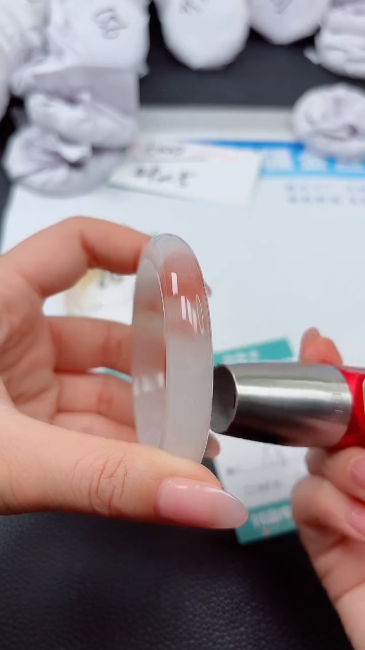 【闪购商品】石英质玉手镯未镶嵌A268