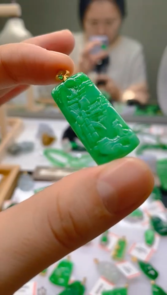 【闪购商品】翡翠颈饰18K金镶嵌新号开播，全场乱卖