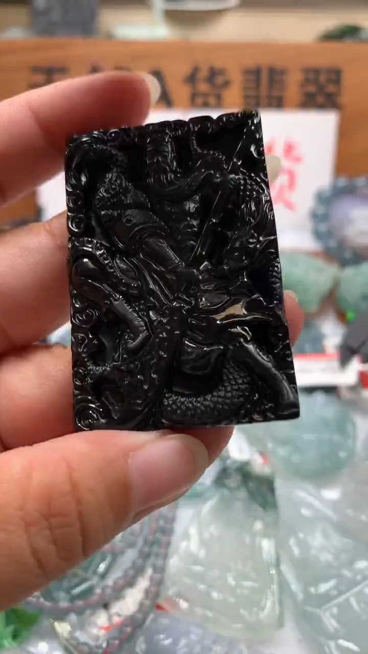 【闪购商品】翡翠颈饰未镶嵌保真天然A货翡翠