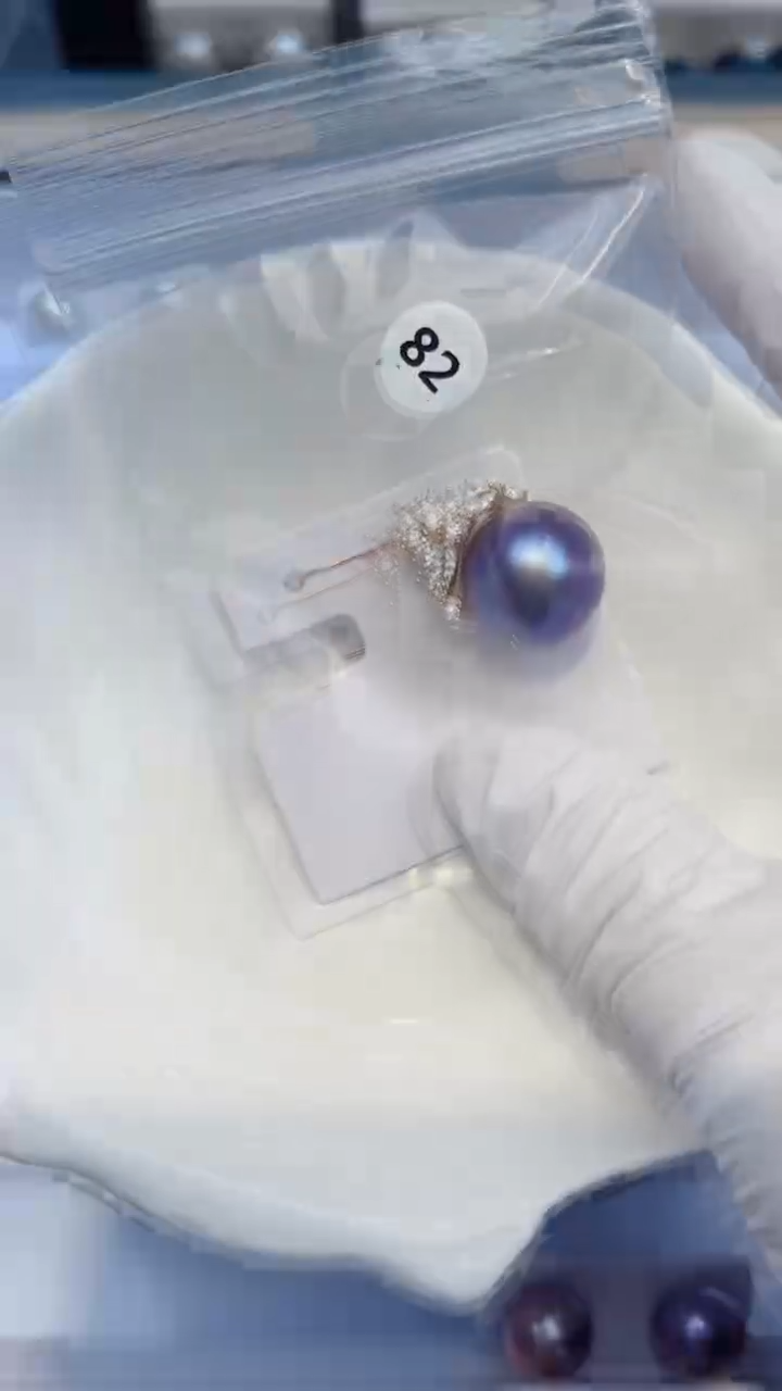 【闪购商品】银S925镶嵌淡水珍珠耳饰耳钉