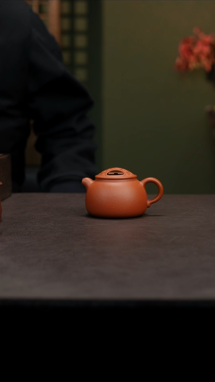 茶壶紫砂大****手紫砂壶微瑕朱泥牛盖