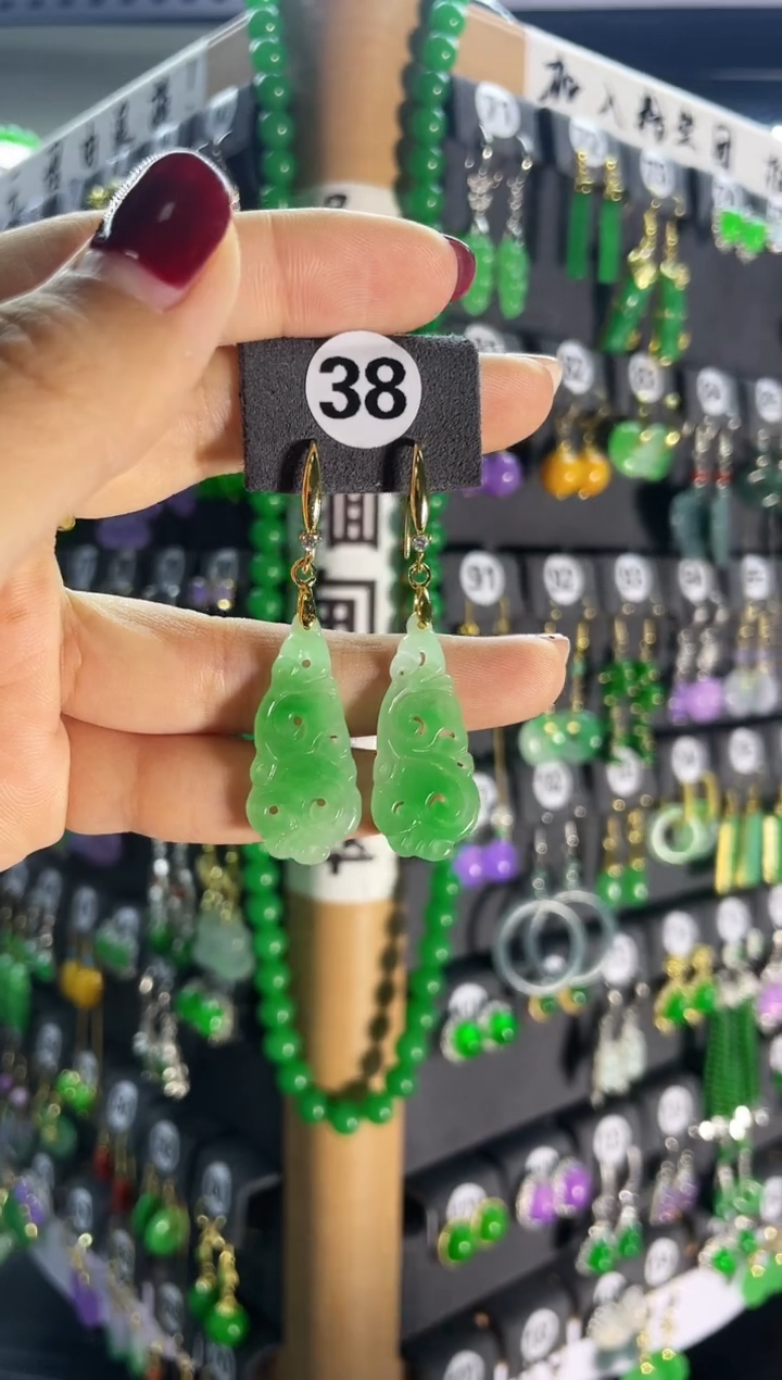 【闪购商品】翡翠耳饰银S925镶嵌38...