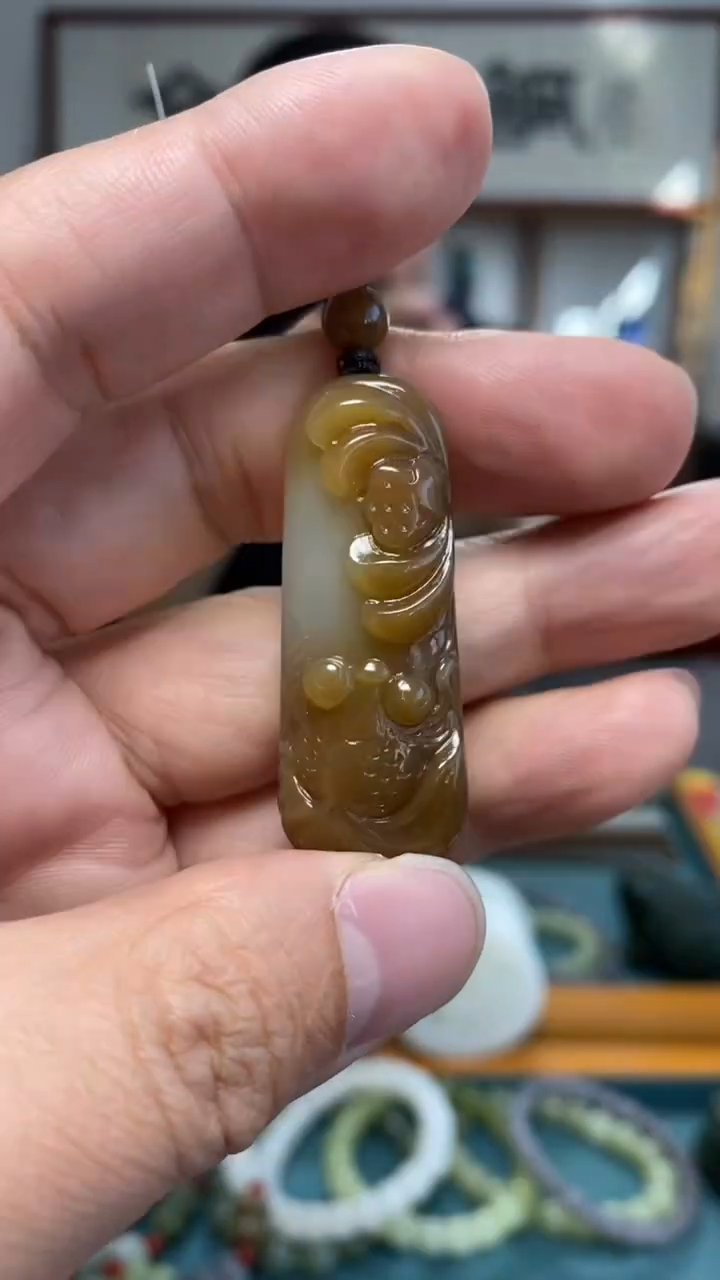 颈饰未镶嵌和田玉105