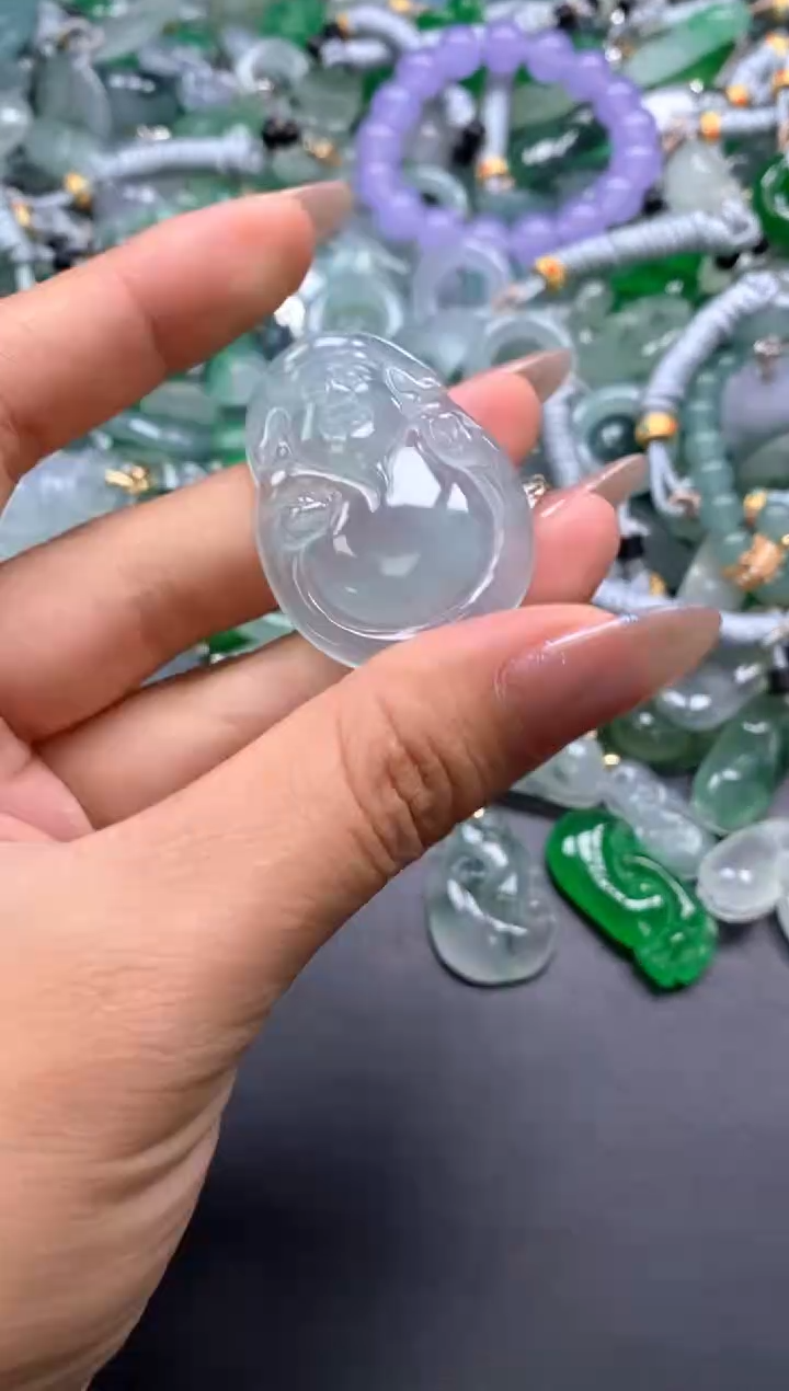 颈饰未镶嵌翡翠(配扣头多样性发其一）186