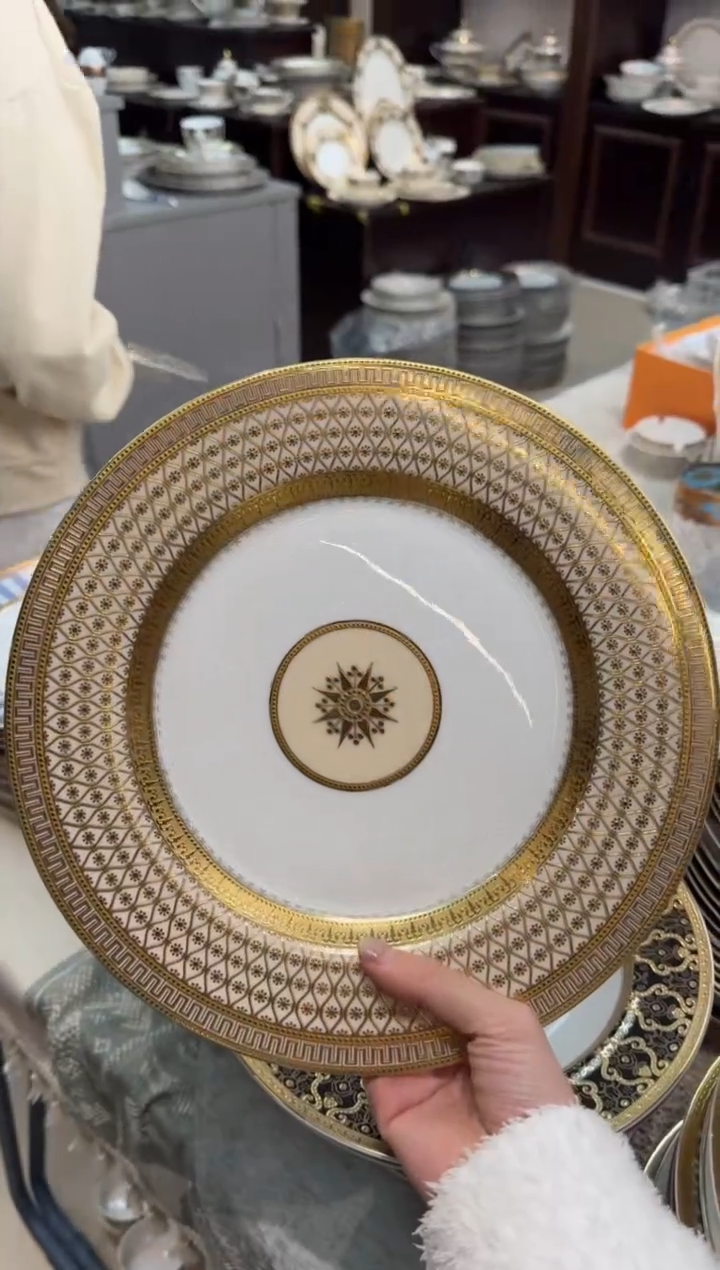 【闪购商品】瓷片10.5英寸平盘福利款