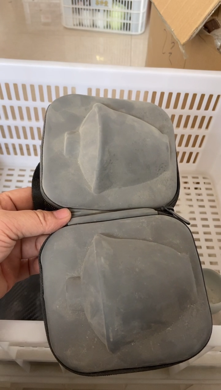 无运费险有瑕疵的摄影的产品有使用过的痕迹有点脏介意勿拍