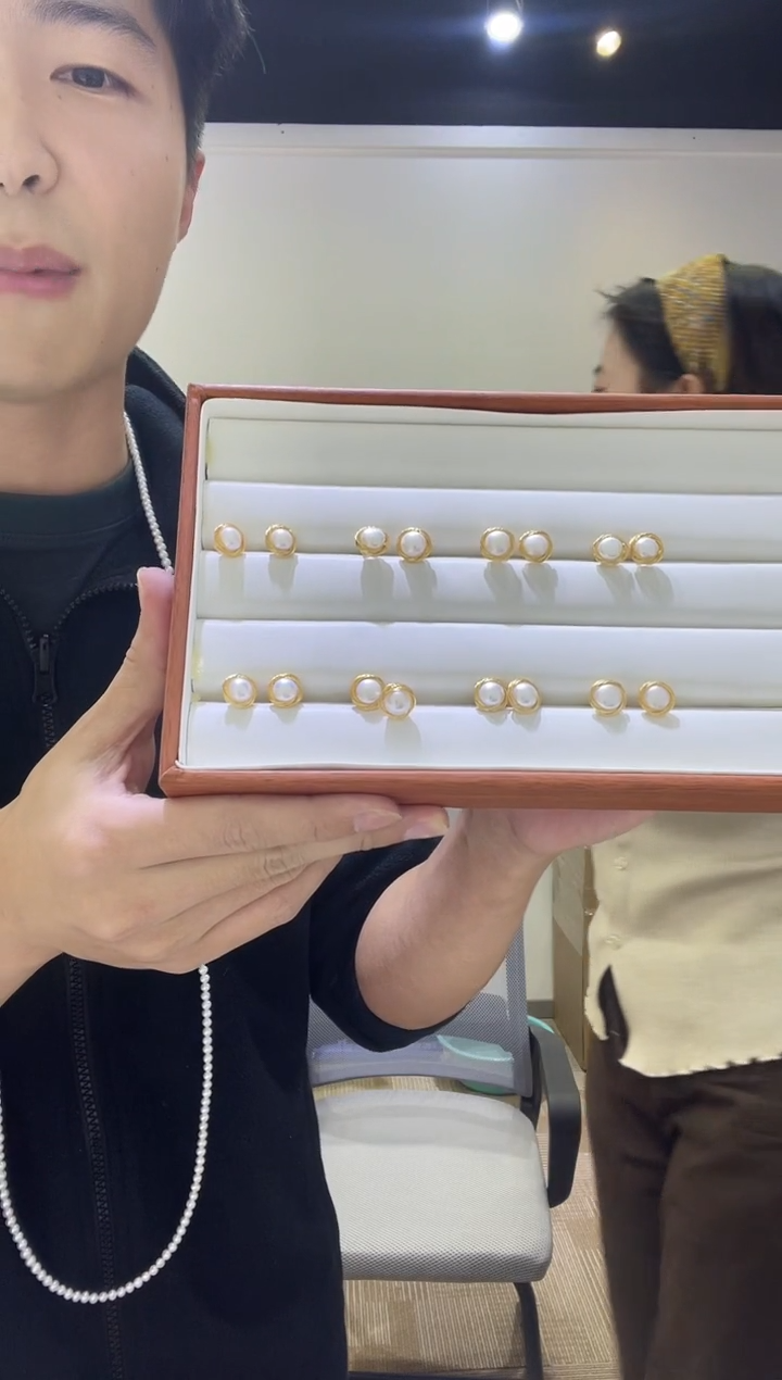 银S925镶嵌耳饰淡水珍珠金币耳钉