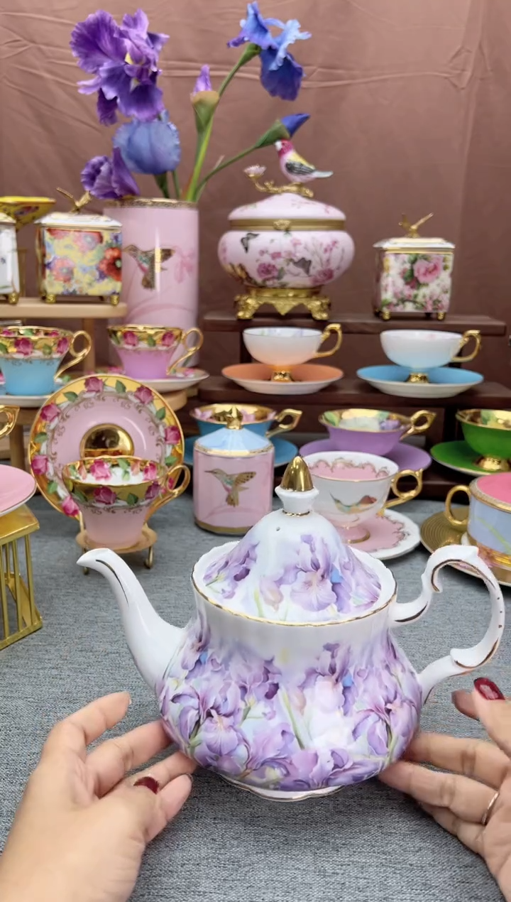 【闪购商品】摄政王鸢尾花850ML茶壶、。、