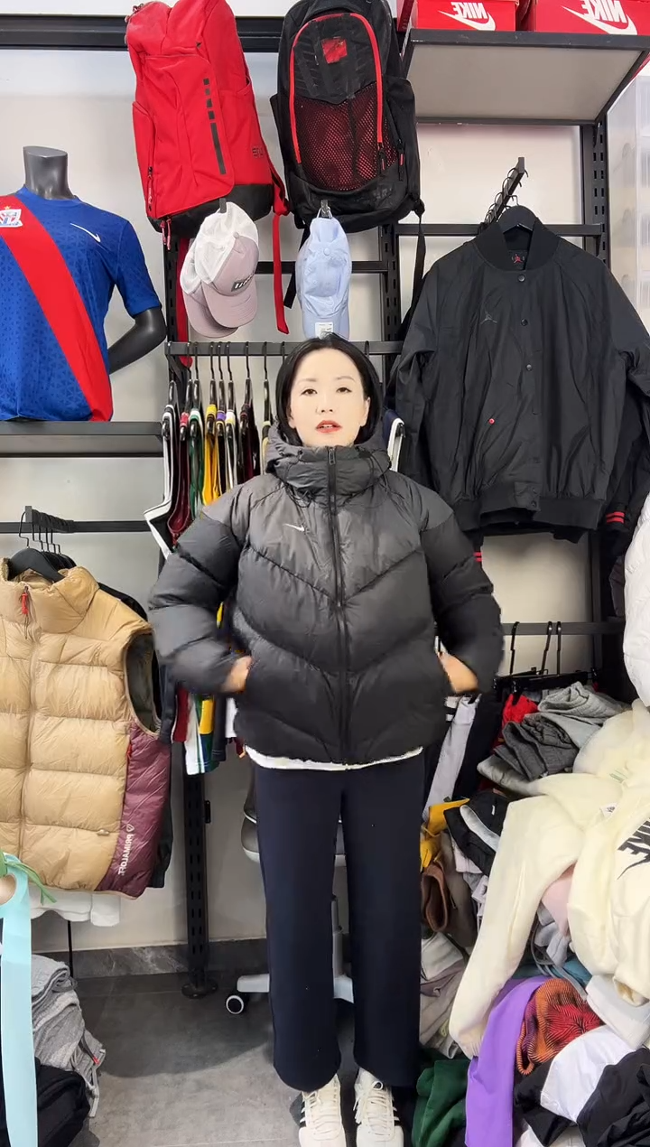 196闪购编码 运动卫衣裤以直播间过款为准 尺码M