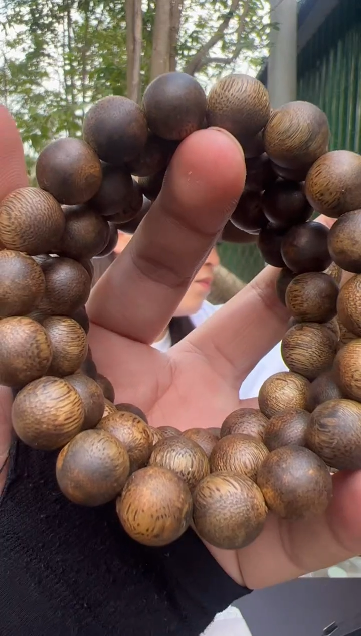 【闪购商品】沉香手串透顶绿1.2 13克红油手串多样性发1条