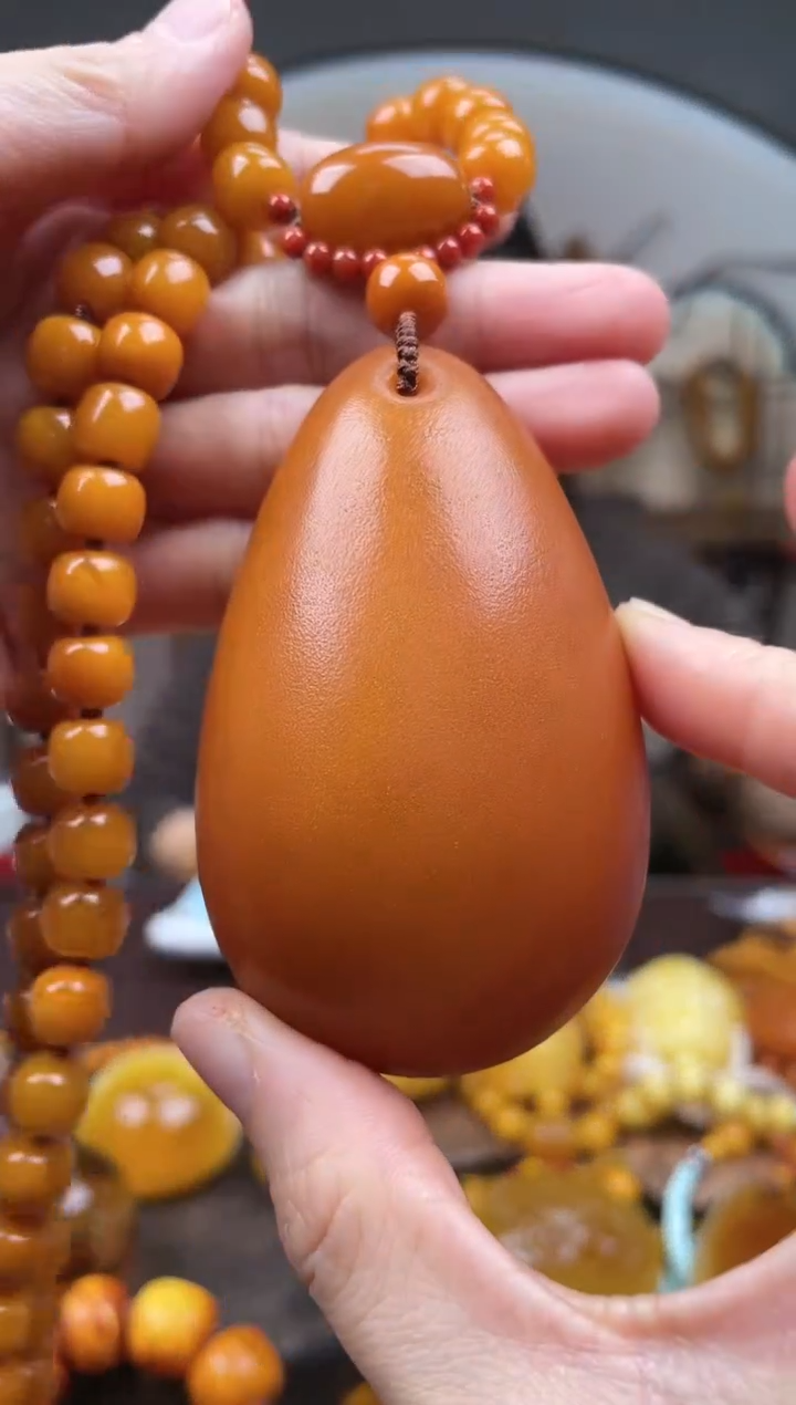 【闪购商品】琥珀裸石未镶嵌首饰 假1赔4 （多样性发货1件