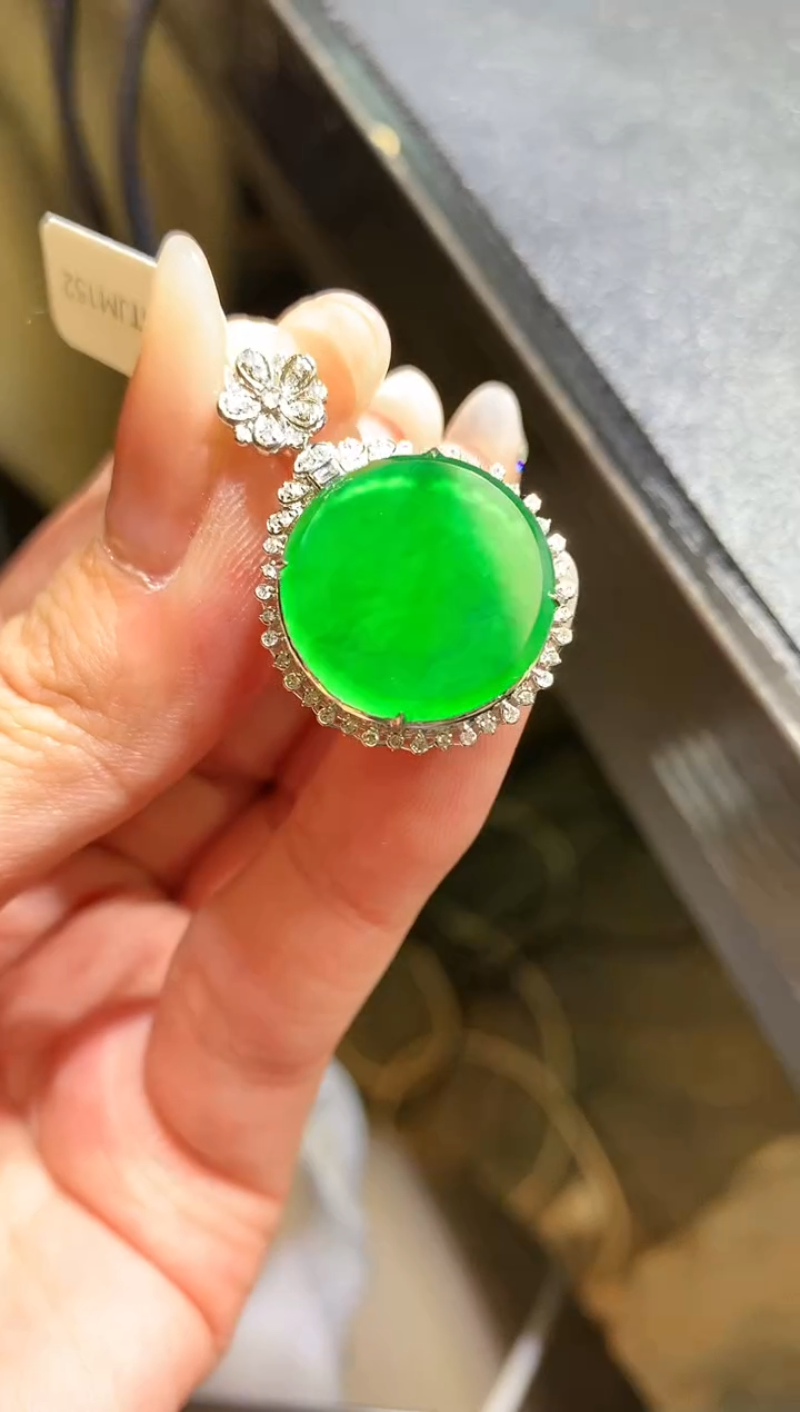 【闪购商品】翡翠吊坠(不含链)18K金镶嵌141（无鉴赏