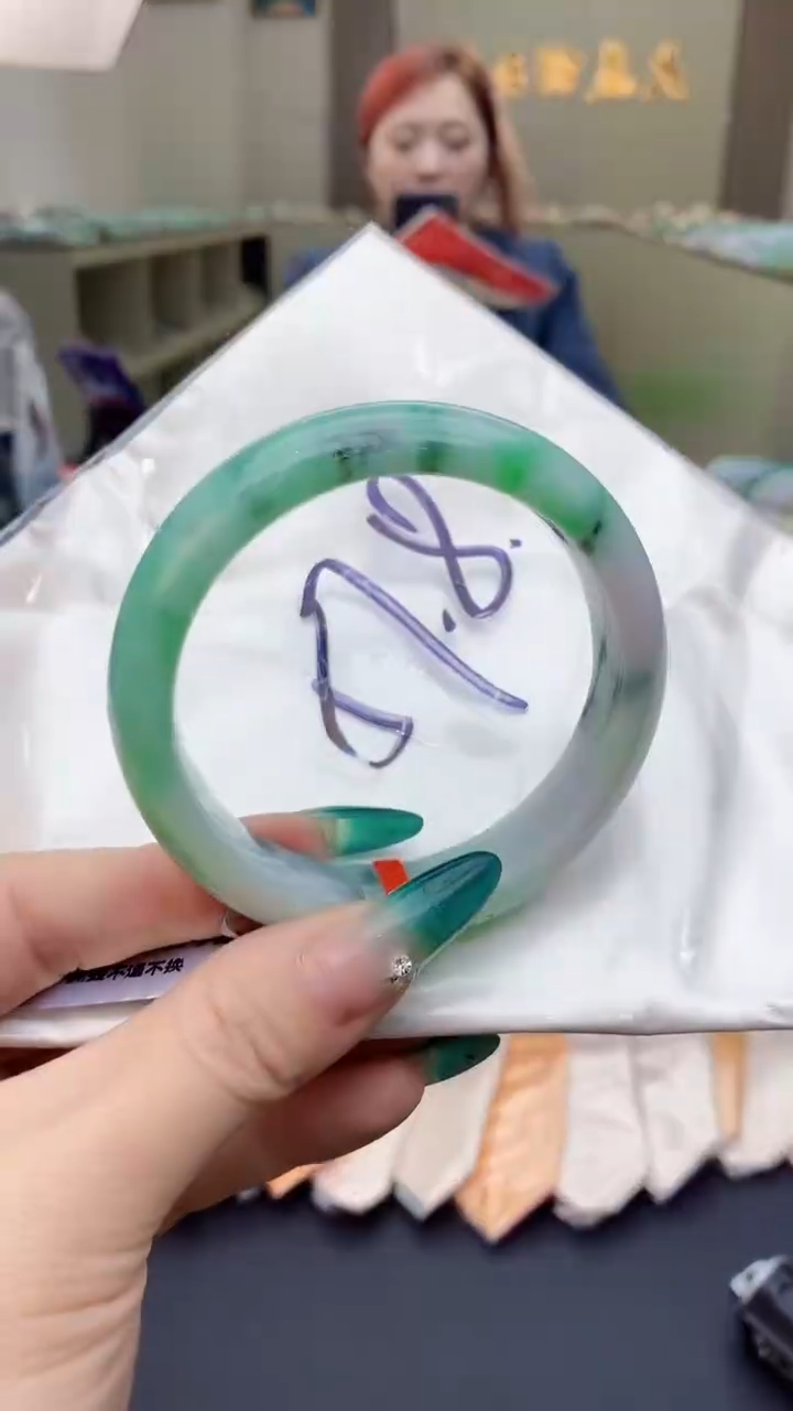 【闪购商品】翡翠手镯未镶嵌0062043712