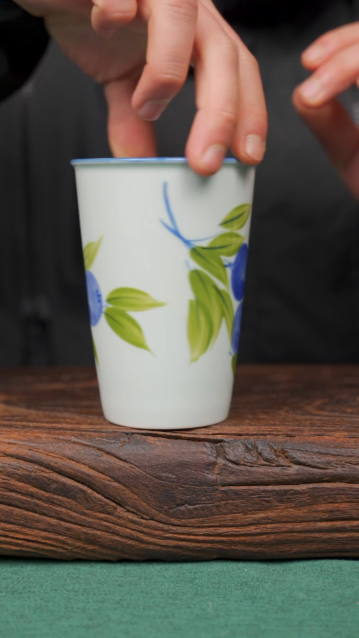 【闪购商品】瓷片105寻一缕瓷香杯釉下手工手绘瓷器