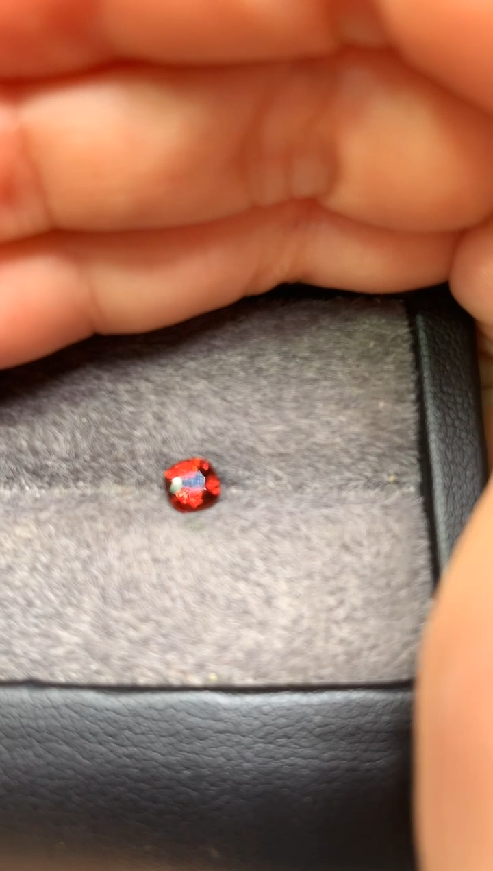 【闪购商品】定制尖晶石裸石未镶嵌枕型 焦糖色调 0.56ct