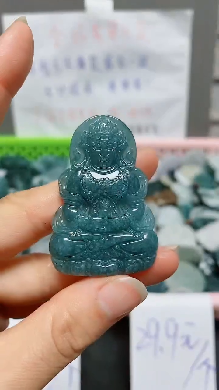 【闪购商品】翡翠颈饰未镶嵌天然翡翠A货