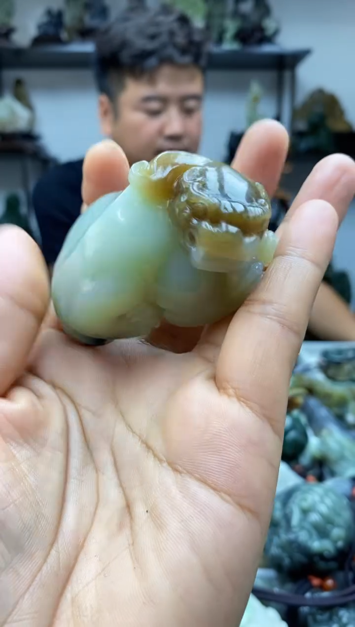 未镶嵌和田玉把件1
