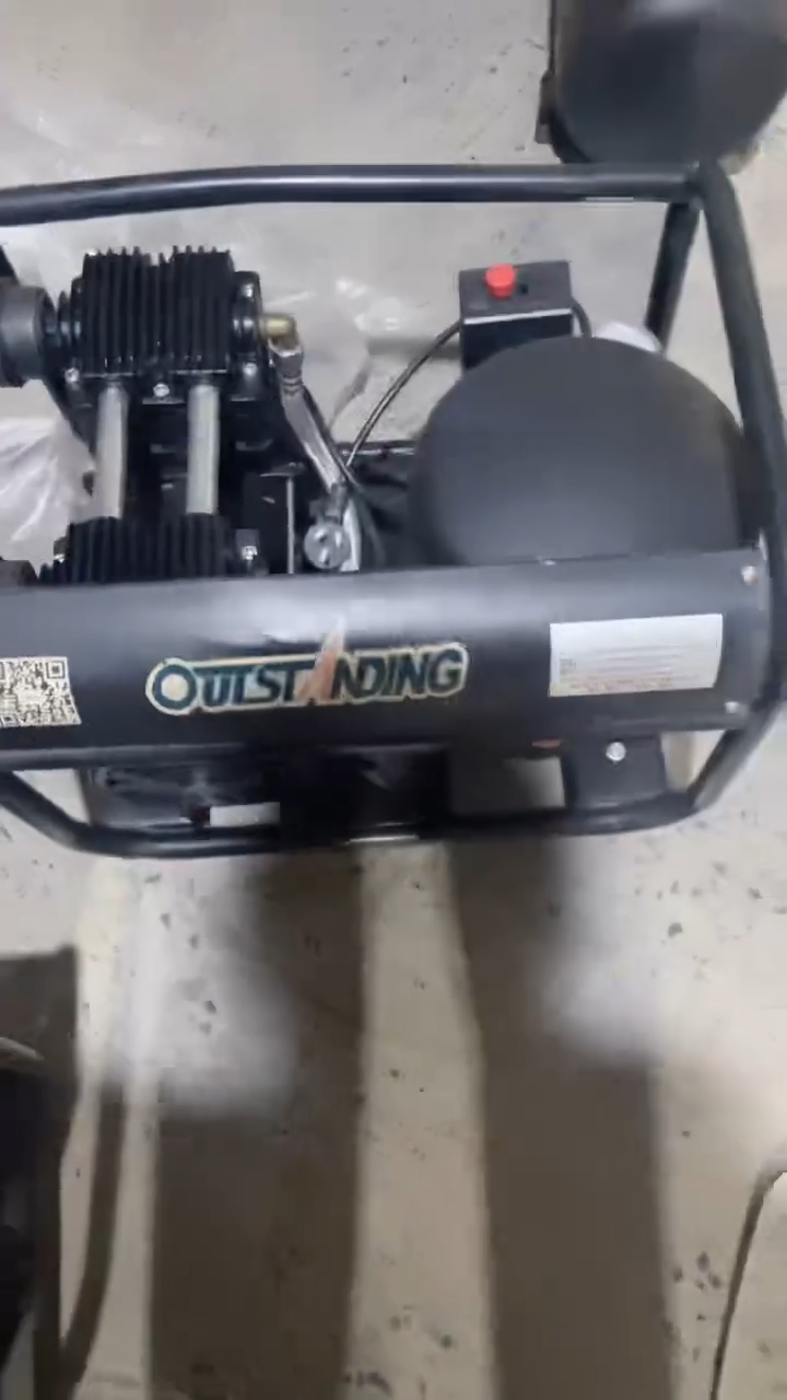 1500W 奥突斯家装王 12L