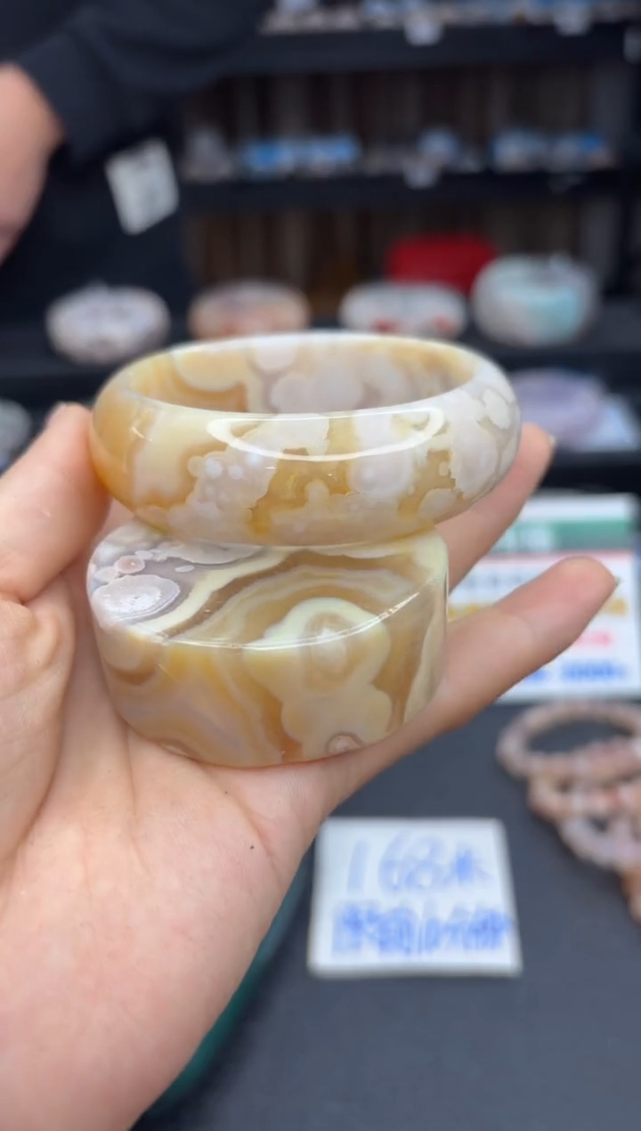 【闪购商品】石英质玉手镯未镶嵌942（57圈赠送镯心）