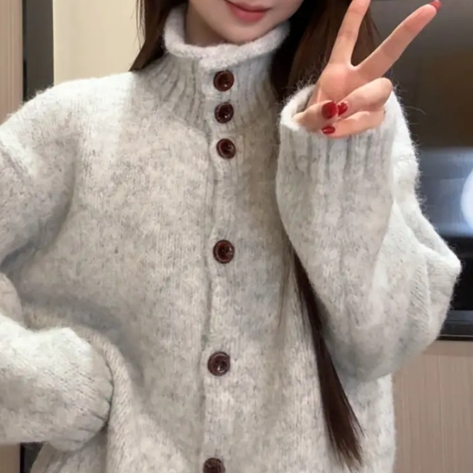 针织毛针织衫外穿上衣大码牛角扣针织开衫宽松秋冬百搭韩版慵懒风