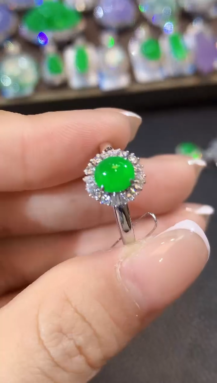 18K金镶嵌戒指翡翠C42