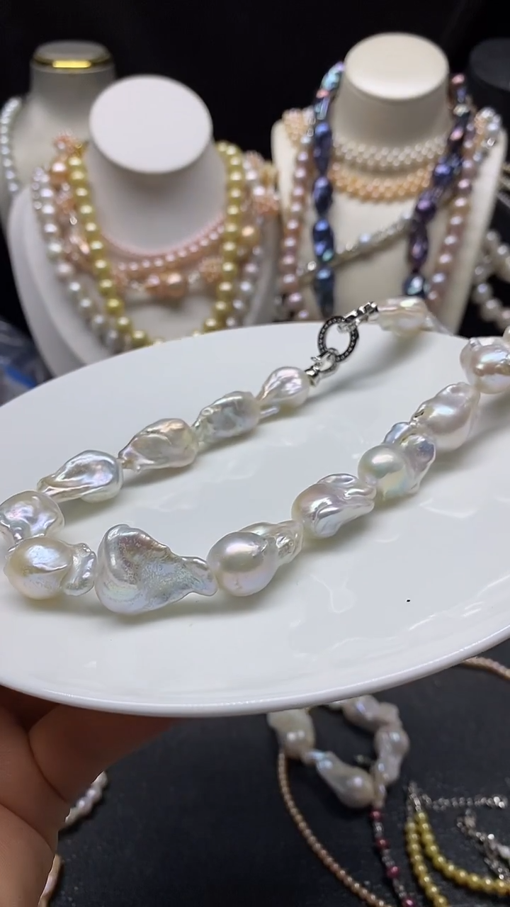 颈饰未镶嵌淡水珍珠多人