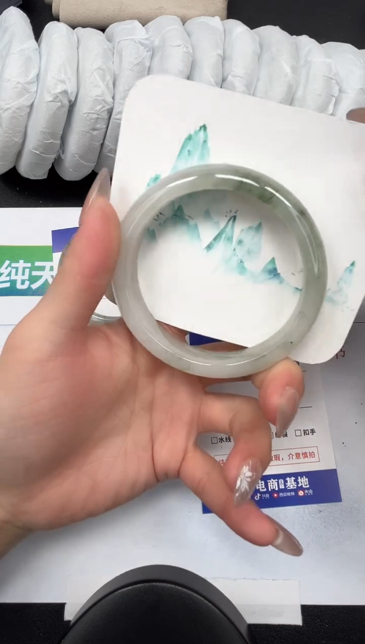 【闪购商品】石英质玉手镯未镶嵌401-60.9