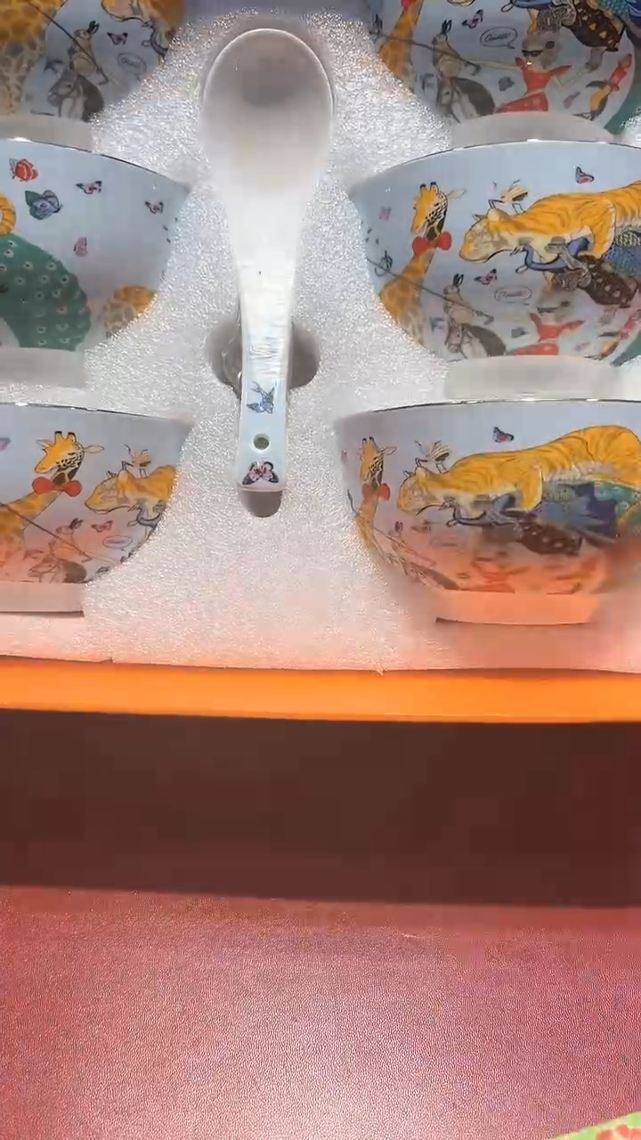 【闪购商品】瓷片锅碗瓢盆一件不剩